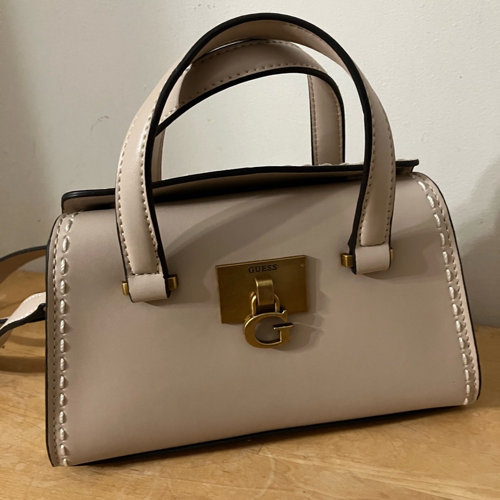GUESS Mini Satchel 🆕